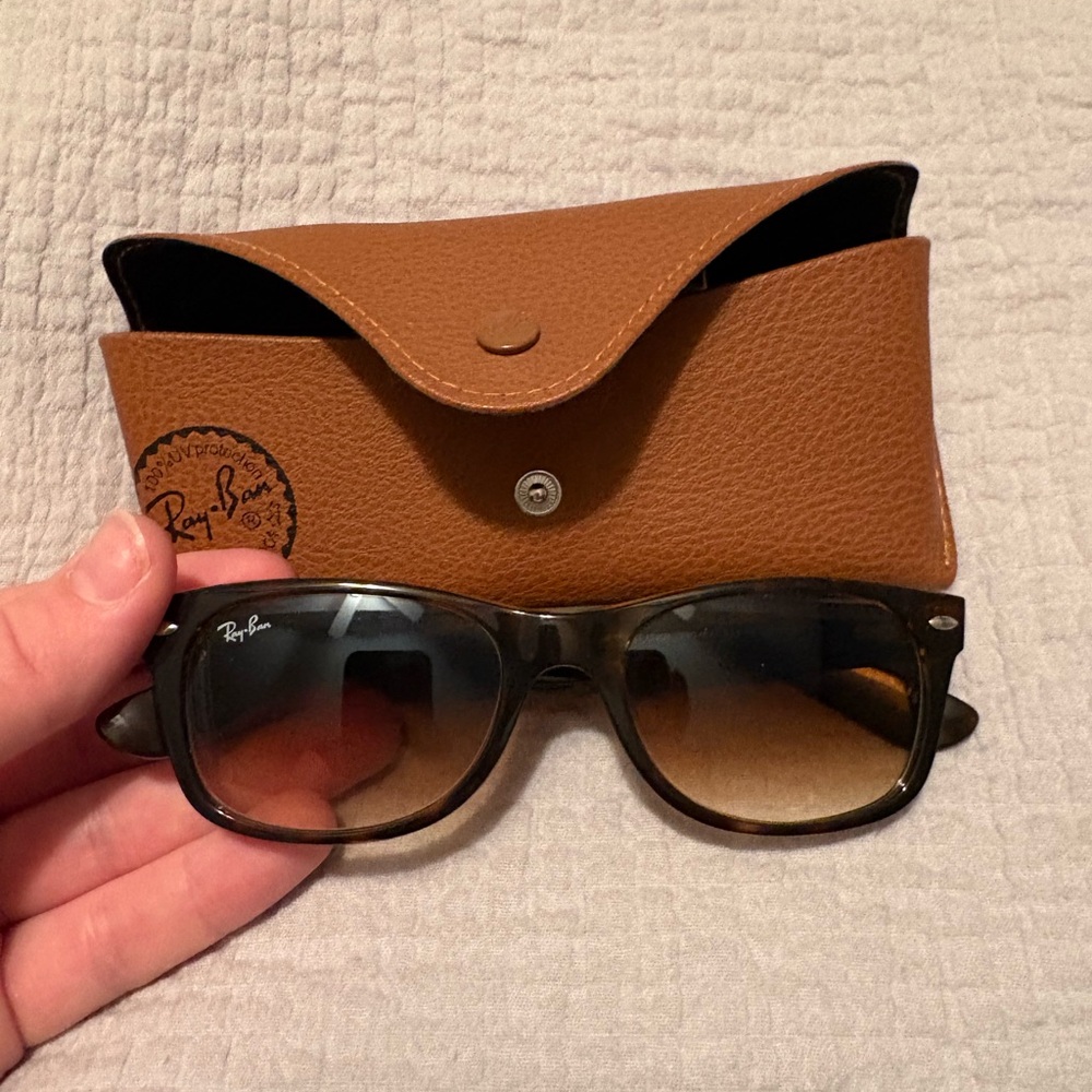 Ray-Ban Black Frame Sunglasses with Brown Gradient Lenses